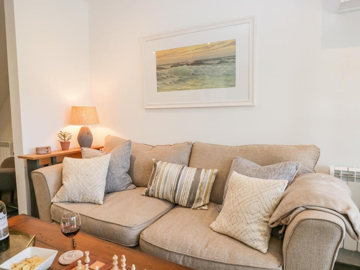 Sandacre Cottage อัลเวอร์สตัน ภายนอก รูปภาพ