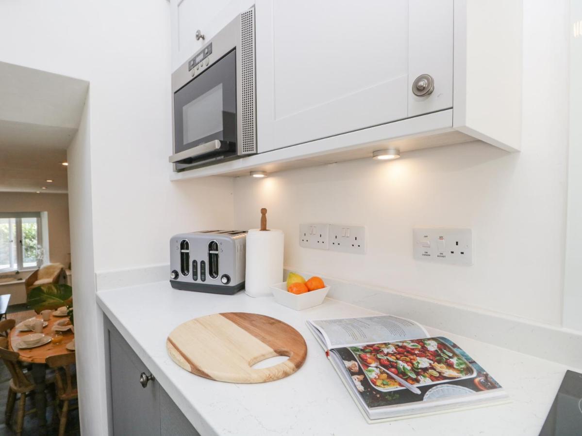 Sandacre Cottage อัลเวอร์สตัน ภายนอก รูปภาพ